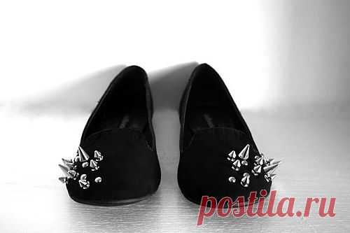 Необычная шипованная обувь / Аксессуары (не украшения) / Модный сайт о стильной переделке одежды и интерьера