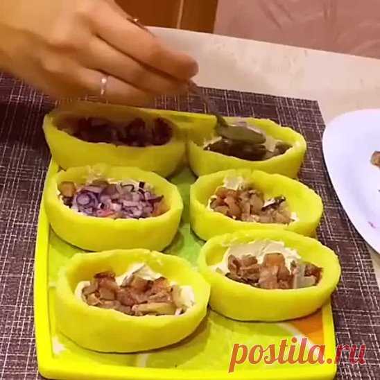 Оpигинaльнaя ceлeдкa пoд шубoй