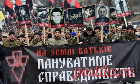 &quot;Правый сектор&quot; готов вступить в ВСУ при условии амнистии участников бойни в Мукачево - Новости Политики - Новости Mail.Ru