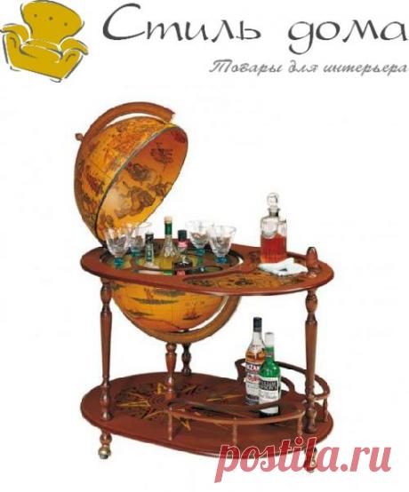 Географам в подарок можно купить глобус-бар напольный или настольный