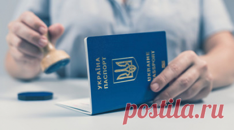 Periódico: Кузьминов въехал в Испанию по поддельным украинским документам. Лётчик-перебежчик Максим Кузьминов, который в 2023 году угнал российский военный вертолёт, въехал в Испанию по поддельному украинскому паспорту. Читать далее