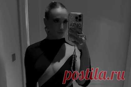 Ольга Бузова снялась в оголяющем грудь платье