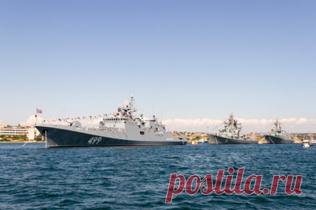 Турецкий политик Перинчек: корабли НАТО не зайдут в Чёрное море при СВО. Подаренные Украине Великобританией минные тральщики не будут допущены в проливы Турции.