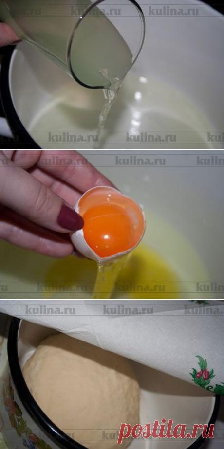 ДРОЖЖЕВОЕ ТЕСТО на Сыворотке - для пиццы, булочек, пирожков и пирогов !!! Отличается особенным вкусом, текстурой и ароматом. **Опара: в стакан б/раств дрожжи 2ч/л+тепл/вода 50мл,постоять 5мин, размешать, ещё 5мин постоять! *Тесто: в кастрюлю влить сыворотку 1.25ст,подогреть. Влить олив/масло 1ст/л+яйца 2шт, перемешать. Всыпать сахар и соль+опара, перемешать. Муку 750г вводим частями, вымесить. Выложить в сухую кастрюлю, накрыть полотенцем, поставить в теплое место. Опускать 3-4раза !!!