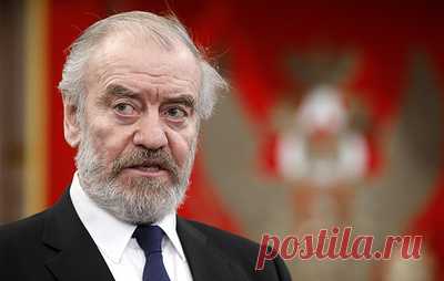 Гергиев назвал огромной ответственностью назначение на пост гендиректора Большого театра. Валерий Гергиев надеется, что ближайшие театральные сезоны и годы будут успешными