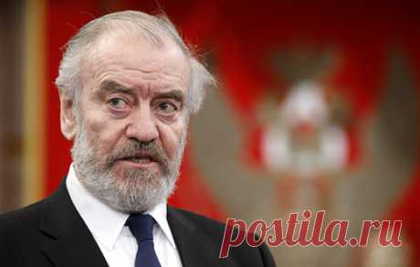 Гергиев назвал огромной ответственностью назначение на пост гендиректора Большого театра. Валерий Гергиев надеется, что ближайшие театральные сезоны и годы будут успешными