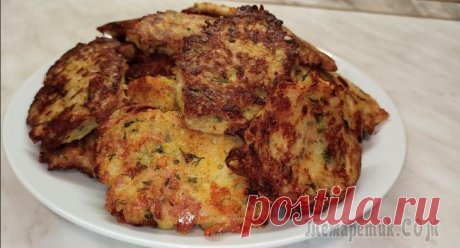 Драники с сыром и ветчиной.Быстро, просто и очень вкусно! Всем привет! Сегодня готовлю всеми любимое блюдо драники,но с вкусной изюминкой.У нас будут драники с сыром и ветчиной. Быстрое, простое и очень вкусное блюдо! Ингредиенты: 1.Картофель -1 кг 2.Лук -1ш...
