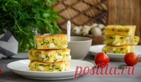 Заливной пирог с луком и яйцами