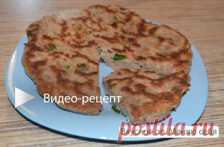 Чем заменить хлеб? Показываю рецепт лепёшек с зелёным луком, которую очень любят в нашей семье