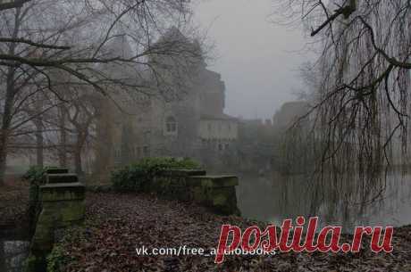 Эдвард Ли - Дом с привидениями