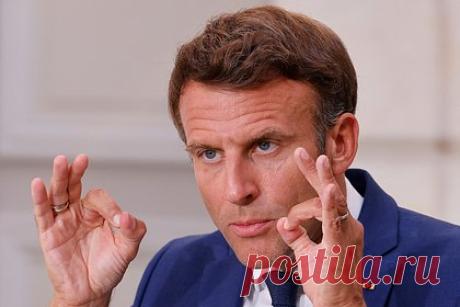 Названа возможная причина отказа Макрона от пресс-конференции с Шольцем. Отказ президента Франции Эммануэля Макрона от совместной пресс-конференции с канцлером Германии Олафом Шольцем после двусторонних переговоров говорит о возможных разногласиях между политиками. Такую причину несогласованности в беседе с «Лентой.ру» назвала специалист по этикету Эля Басманова.