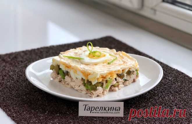 Салат из курицы с соленым огурцом видео рецепт от Тарелкиной