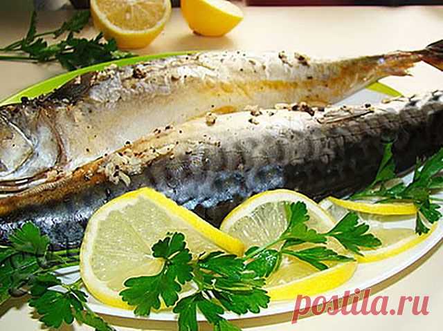 Запеченная скумбрия с зеленью