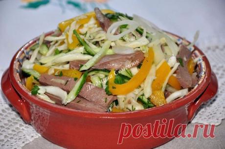 Салат "Охотничий" 

Ингредиенты: 
Мясо отварное (любое - свинина, говядина, курица) - 200 г. 
Капуста - 300 г 
Показать полностью…