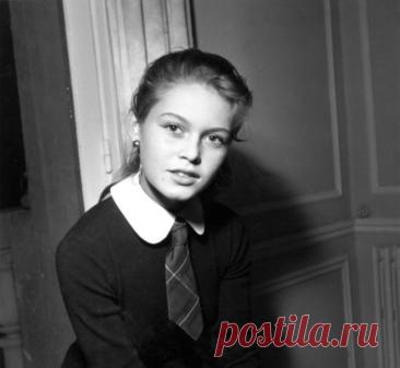 Брижит Бардо, 28 сентября, 1934
 • 28 декабря 2025