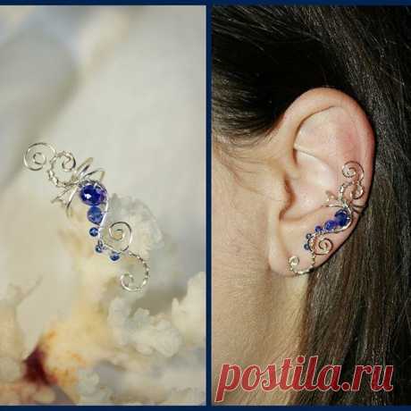 Кафф. Материалы: посеребрение, хрусталь.  @_Flamens_ #_Flamens_  #украшение #натуральныекамни #ручнаяработа #хрусталь #синий  #стиль #молодежь #каффы #серебро #handmade #silver #crystal #blue #silvering #gift #wire #style #bohochic #gemlove #naturestones #naturebeads #cuff #cuffs #earcuff #earcuffs #etsy #etsyseller #etsyjewelry #etsyshop