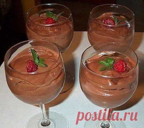 Мусс из шоколада.