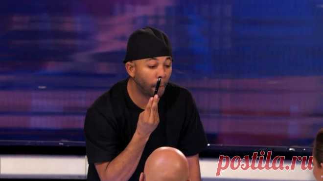 ПАРЕНЬ ПОКАЗЫВАЕТ НЕВЕРОЯТНЫЕ ФОКУСЫ!!.