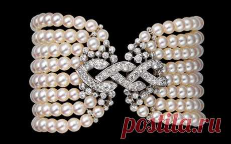 Найдено на сайте jewelsdujour.com.