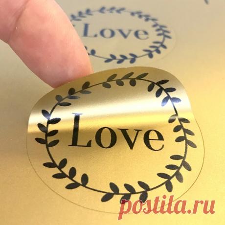 Заказать Печать золотых наклеек в типографии Принт 24 Москва Печать золотых наклеек на заказ Москва. Срочная печать наклеек Москва, печать больших наклеек, печать наклеек на самоклеющейся бумаге. Собственное производство. Печать наклеек дешево. Доставка и самовывоз.