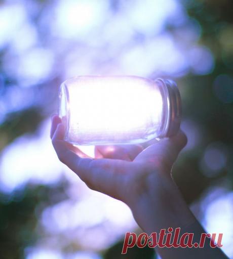 Кормлю работяг, чтобы у них в брюхе была не только ненависть.