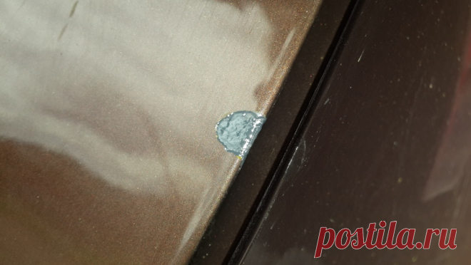 Как убрать сколы на кузове автомобиля в домашних условиях? Сколы на кузове машины появляются неизбежно, и с этим ничего не поделаешь. Особенно если автомобиль эксплуатируется не только в населенном пункте, но и по загородным автотрассам. Сколы – это небольшие