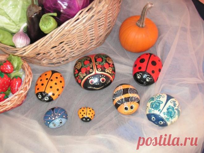 Поделки из камней: роспись, гравировка, каменные скульптуры