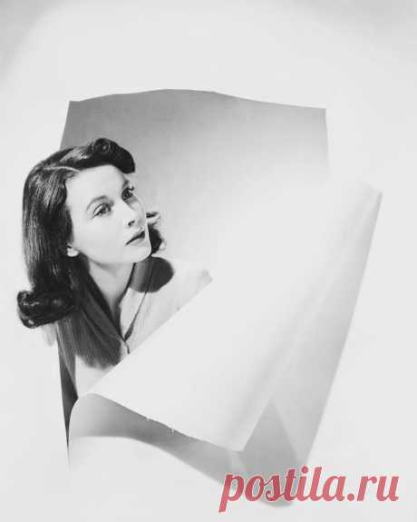 Вивьен Ли, сфотографированная Сесилом Битоном для британского Vogue в 1941 году