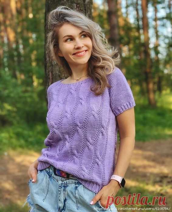 Футболка с косичками