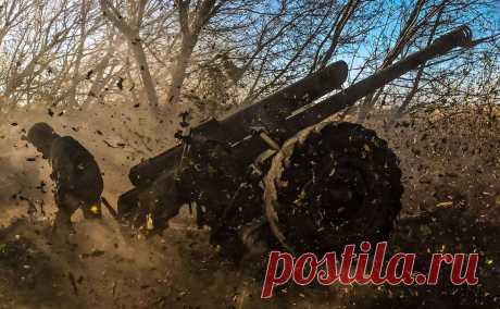 Рогов заявил об ударе по колонне ВСУ в Сумской области. Российские военные нанесли удар по крупной колонне украинских войск в Сумской области и тем самым  пресекли переброску войск вооруженных сил Украины (ВСУ) в Курскую область, рассказал председатель комиссии Общественной палаты России по вопросам суверенитета, сопредседатель координационного совета по интеграции новых регионов Владимир Рогов.