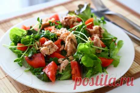 Салат с тунцом и овощами: можно даже на ночь! » Женский Мир