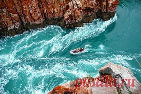 Горизонтальный водопад, бухта Талбот, Австралия...