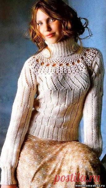 Пуловер с круглой ажурной кокеткой.