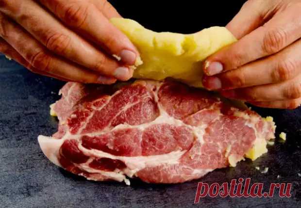 Кладем мясо под картофель и запекаем: ужин просят повторить - Steak Lovers - Медиаплатформа МирТесен