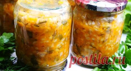 Рассольник на зиму: нарезал и готово. Уходит по 45 баночек за зиму Рассольник для многих стал одним из традиционных семейных блюд. Предлагаю вариант, с которым вы станете готовить его так часто, как захотите и не будете тратить на готовку массу времени и сил. Для приготовления вам потребуются такие ингредиенты: огурцы, 1.5 кг; помидоры, 1 кг; лук, морковь по 500 г; крупа перловая, 250 г; соль, 1 ст.л; […]