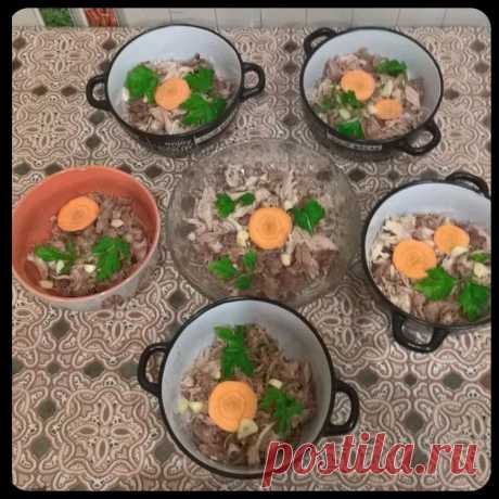Холодец из курицы с петрушкой и морковью - Простые рецепты Овкусе.ру