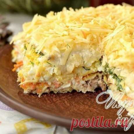 Закусочный торт из вафельных коржей с консервами