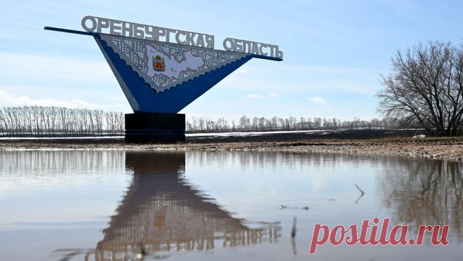 Вода ушла из тысячи домов в РФ. Число подтопленных домов в РФ вновь сократилось - на 1060 - и составило 16 258. Об этом пишет ТАСС. "На утро 20 апреля в 190 населенных пунктах и 172 садовых товариществах их число составило 16 258... Также стало меньше подтопленных ...