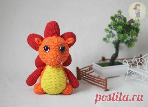 ДРАКОША ТОША.

автор: Анастасия Макеева
#поделка #дракон #вязание #крючок #хендмейд #игрушка #декорирование #креатив #декор #дизайн #мастер_класс #описание #идеи #творчество #рукоделие