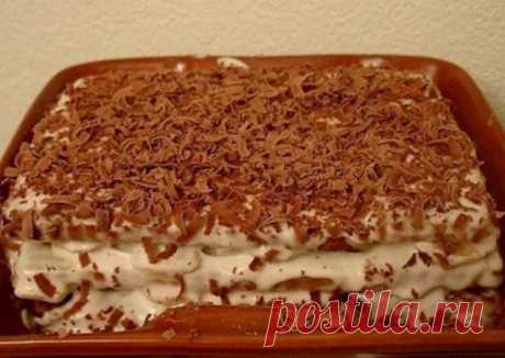 Торт из печенья с бананом на скорую руку