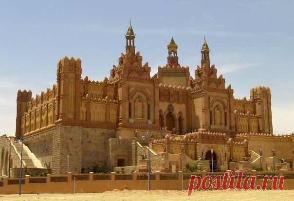 iSchool: клад материалов для саморазвития