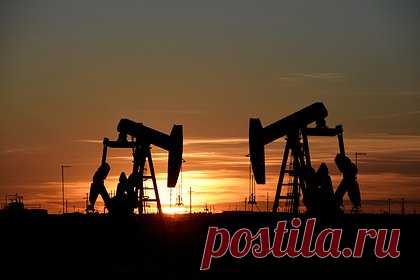 Мировым ценам на нефть предрекли рост. В среднесрочной перспективе мировые цены на нефть североморской марки Brent достигнут отметки в 100 долларов за баррель. По словам главы отдела стратегии по сырьевым товарам ING Groep Уоррена Паттерсона, преодоление знаковой планки является лишь вопросом времени. Подобной динамике будет способствовать снижение запасов.