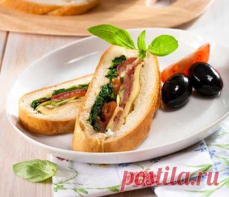 10 вкусных и полезных блюд для школьных завтраков