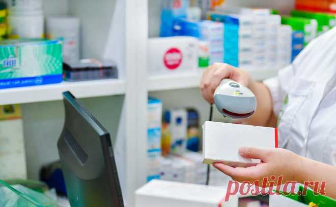 Григоренко поручил блокировать продажи просроченных и украденных лекарств. Продажа нелегальных и просроченных лекарств в России может стать технически невозможна — власти поручили предусмотреть это в системе маркировки. Механизм уже опробован на молоке, табаке и пиве, но продаж таких лекарствах немного