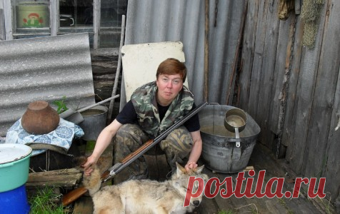 Как волки за смерть волчицы отомстили Однажды осенью я пошла на охоту по любимым местам в районе деревни Кянда, что расположена в километре от Белого моря, вверх по одноименной реке в