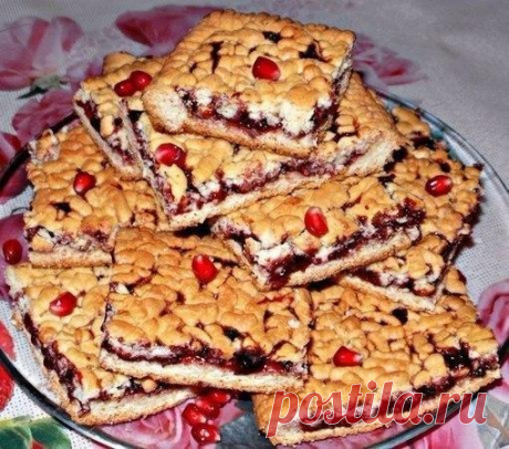 Домашний пирог "Тертый" из песочного теста,с черносмородиновым вареньем