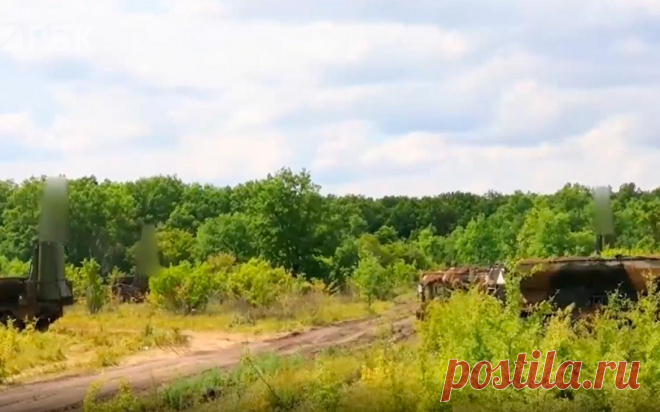 Российские военные отработали патрулирование в рамках ядерных учений. Ракетные соединения отработали вопросы снаряжения ракет-носителей специальными учебными боеприпасами, сообщили в Минобороны. Учения ядерных сил предполагают три фазы