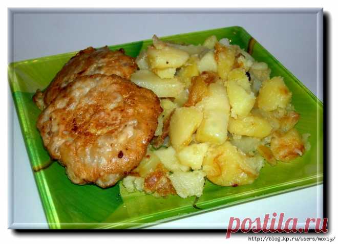 Картошка с отбивными из фарша