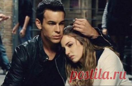 Так ужасно, когда хочешь обнять человека, а он далеко от тебя и ты скучаешь - скучаешь - скучаешь