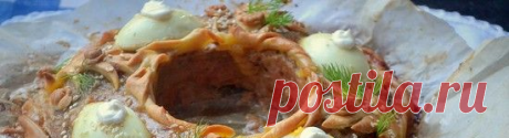 Пасхальное мясное кольцо из фарша, яиц и слоеного теста, рецепт